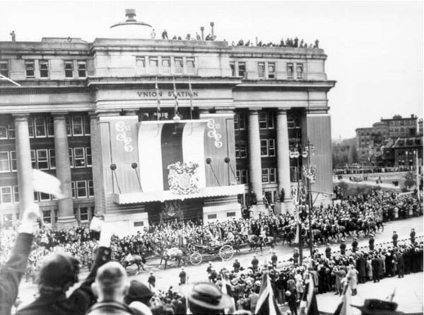 Crowds await the arrival of King George VI and Queen Elizabeth outside Ottawa’s Union Station in 1939. It was the first time a reigning monarch had visited Canada. The historic train station is slated to become the Senate of Canada’s <a href='https://sencanada.ca/en/tags?tag=GOVERNMENT%20CONFERENCE%20CENTRE'>temporary home</a> when Parliament’s Centre Block is closed for rehabilitation work.