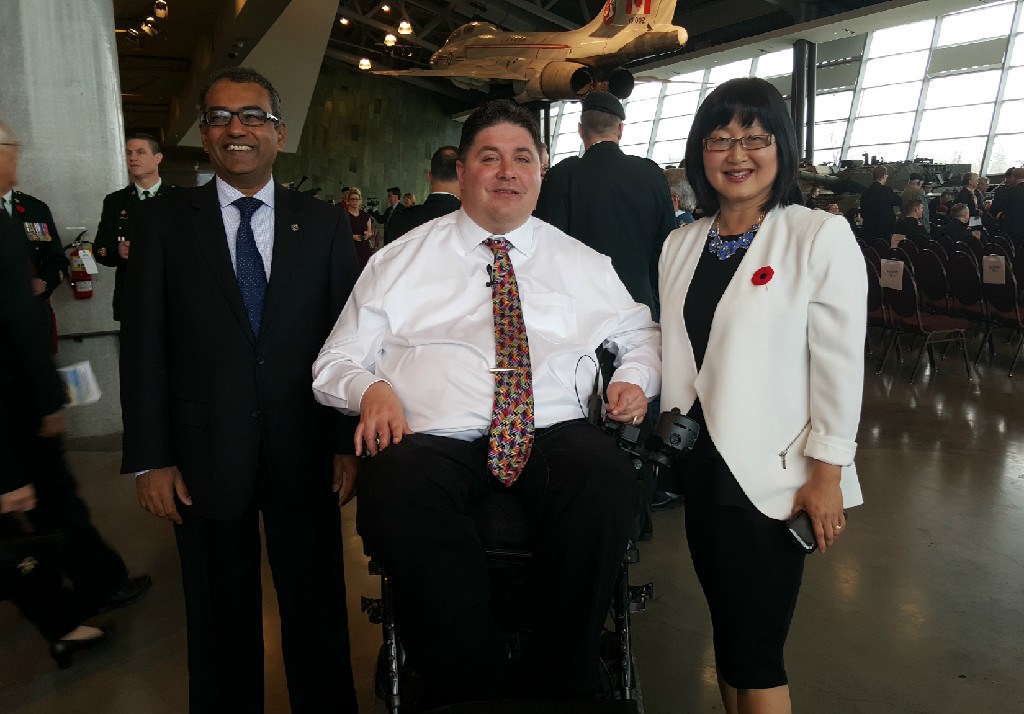 Le député Chandra Arya (en photo) et l’honorable Kent Hehr, ministre d’Anciens Combattants Canada (en photo), l'Ambassadeur Dae-shik Jo et membres du corps consulaire ont aussi commémoré le combat de Kapyong.