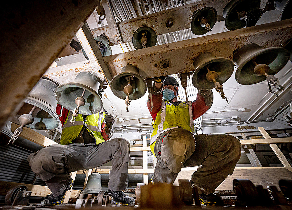 Technicians removed 22 of the smallest bells for shipment to the Netherlands. (Photo credit: Public Services and Procurement Canada)