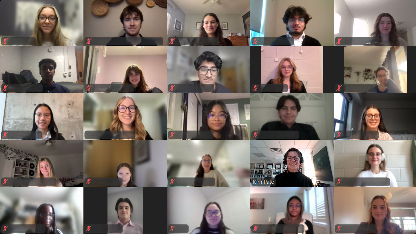 Le vendredi 22 novembre 2024 – La sénatrice Kim Pate; activité virtuelle, organisée par S’ENgage, avec des étudiants du programme Droit Plus de l’Université Brock, St. Catharines, Ontario.