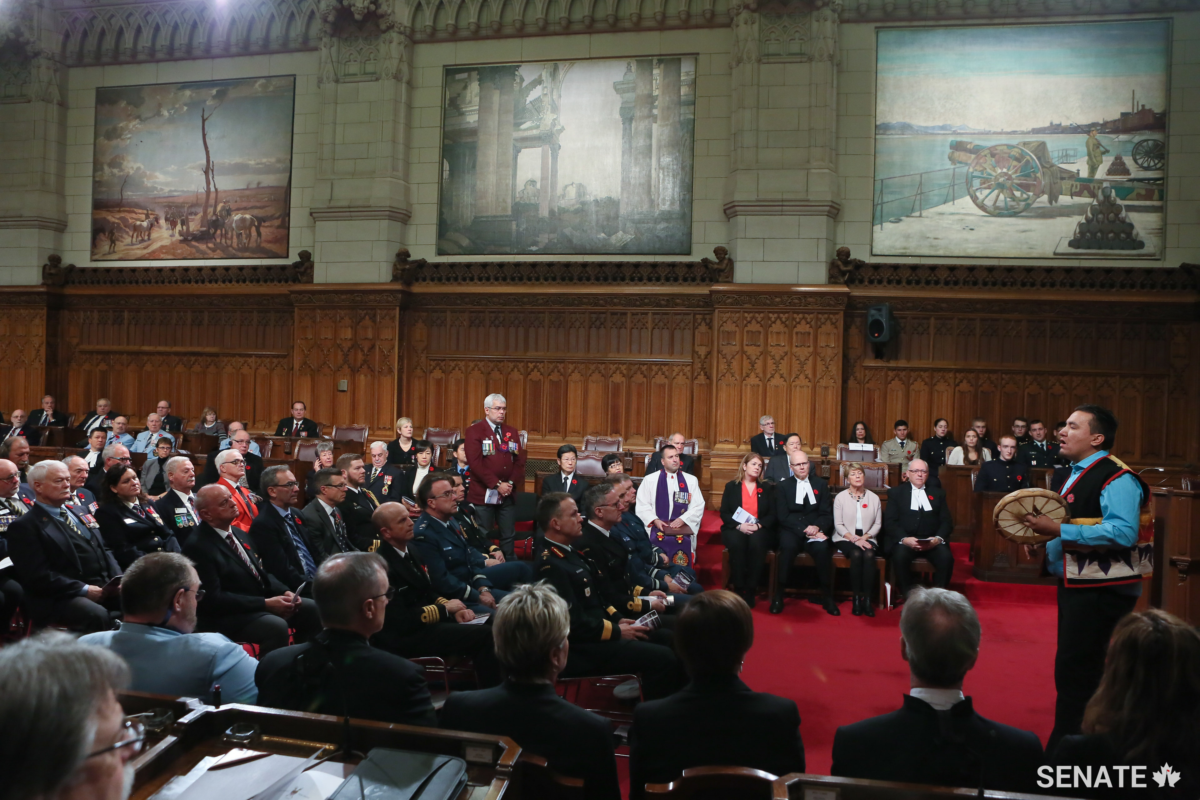 David Charette performs the “Veterans Song”. Roughly 12,000 Indigenous men and women served in the First World War, the Second World War and the Korean War. Indigenous Canadians continue to play a crucial part in the Canadian Armed Forces.