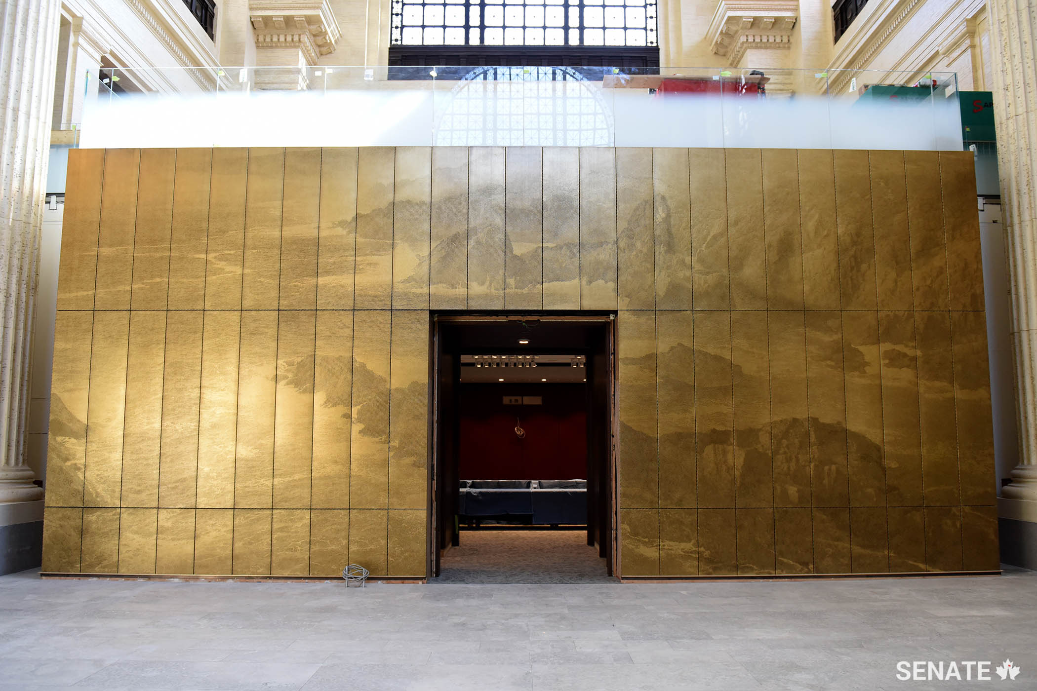 A panorama on the east wall of the General Waiting Room depicts Cape Race on Newfoundland’s east coast.