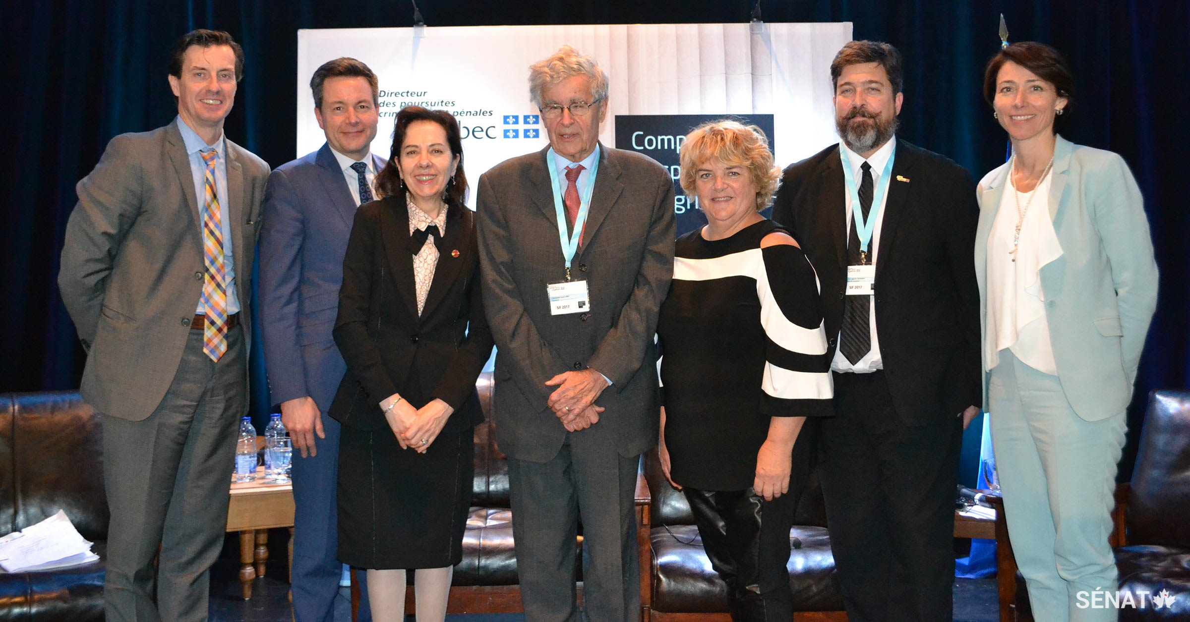 La sénatrice Saint-Germain était panéliste lors du Congrès des procureurs aux poursuites criminelles et pénales du Québec en novembre 2017, et ce, en compagnie de Me Louis Lebel (au centre), ex-juge à la Cour suprême du Canada et de Sébastien Bovet (second de gauche), chef du Bureau parlementaire de Radio-Canada à Québec. (Crédit : Bureau de la sénatrice Raymonde Saint-Germain)