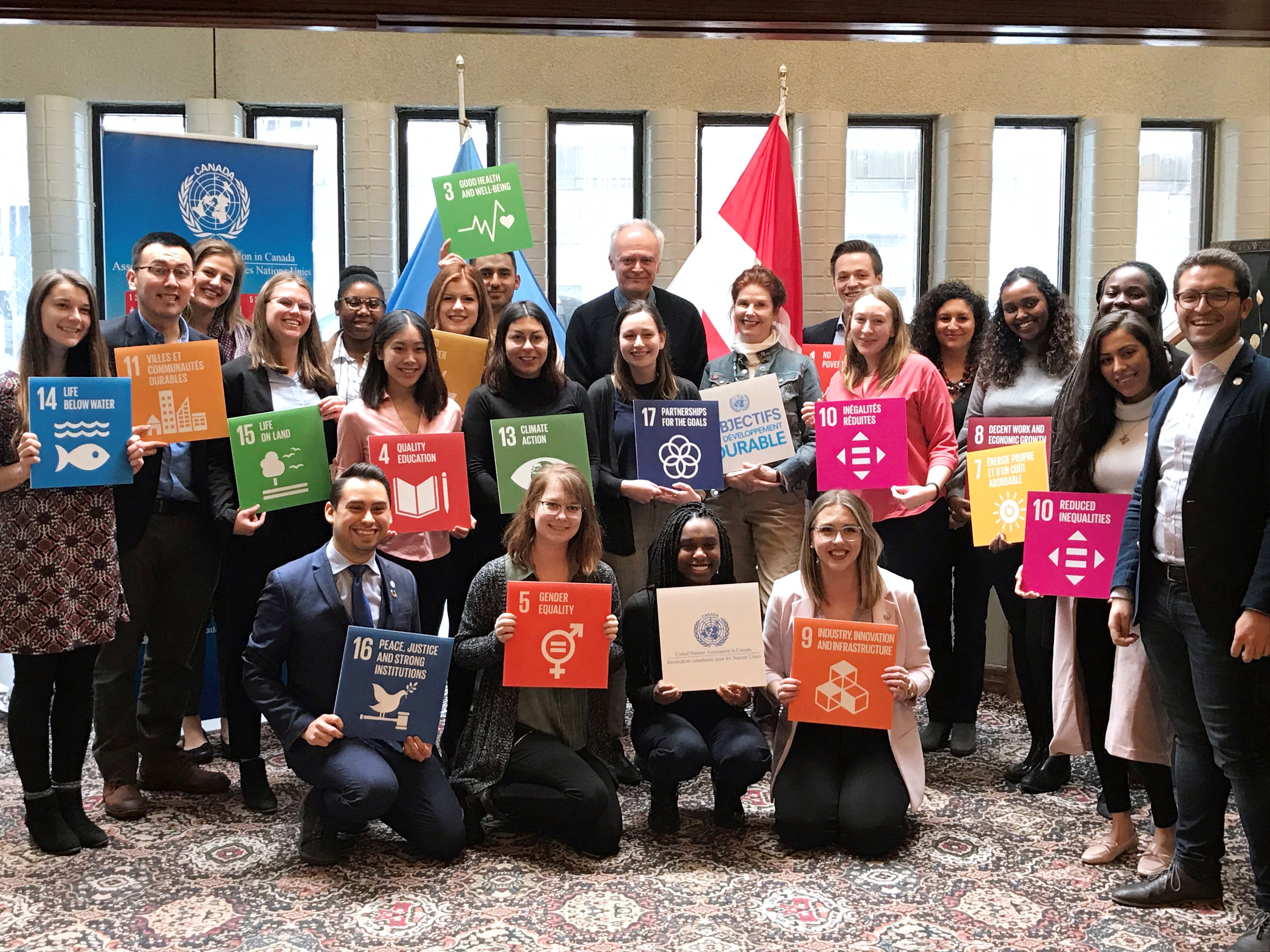 Friday, February 15 – Senator Peter Boehm meets with interns from the United Nations Association in Canada ahead of their departure on six-month internships at United Nations agencies. Senator Boehm spoke with the interns as part of a SENgage youth outreach event.