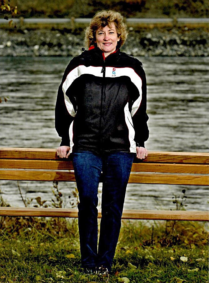 Senator Pat Duncan by the Yukon River after announcing her retirement from the Yukon Legislative Assembly in 2006. (Photo credit: Yukon News) 