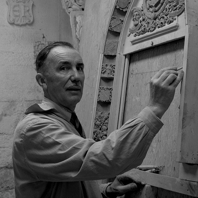 William Oosterhoff (Photo credit: <a href='https://www.bac-lac.gc.ca/eng/collectionsearch/Pages/record.aspx?app=FonAndCol&IdNumber=4308917' target='_blank'>Library and Archives Canada</a>)