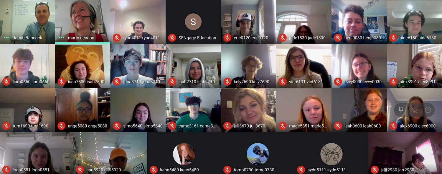 Senator Marty Deacon meets with Grade 11 Global Perspectives students from Innisdale Secondary School in Barrie, Ontario