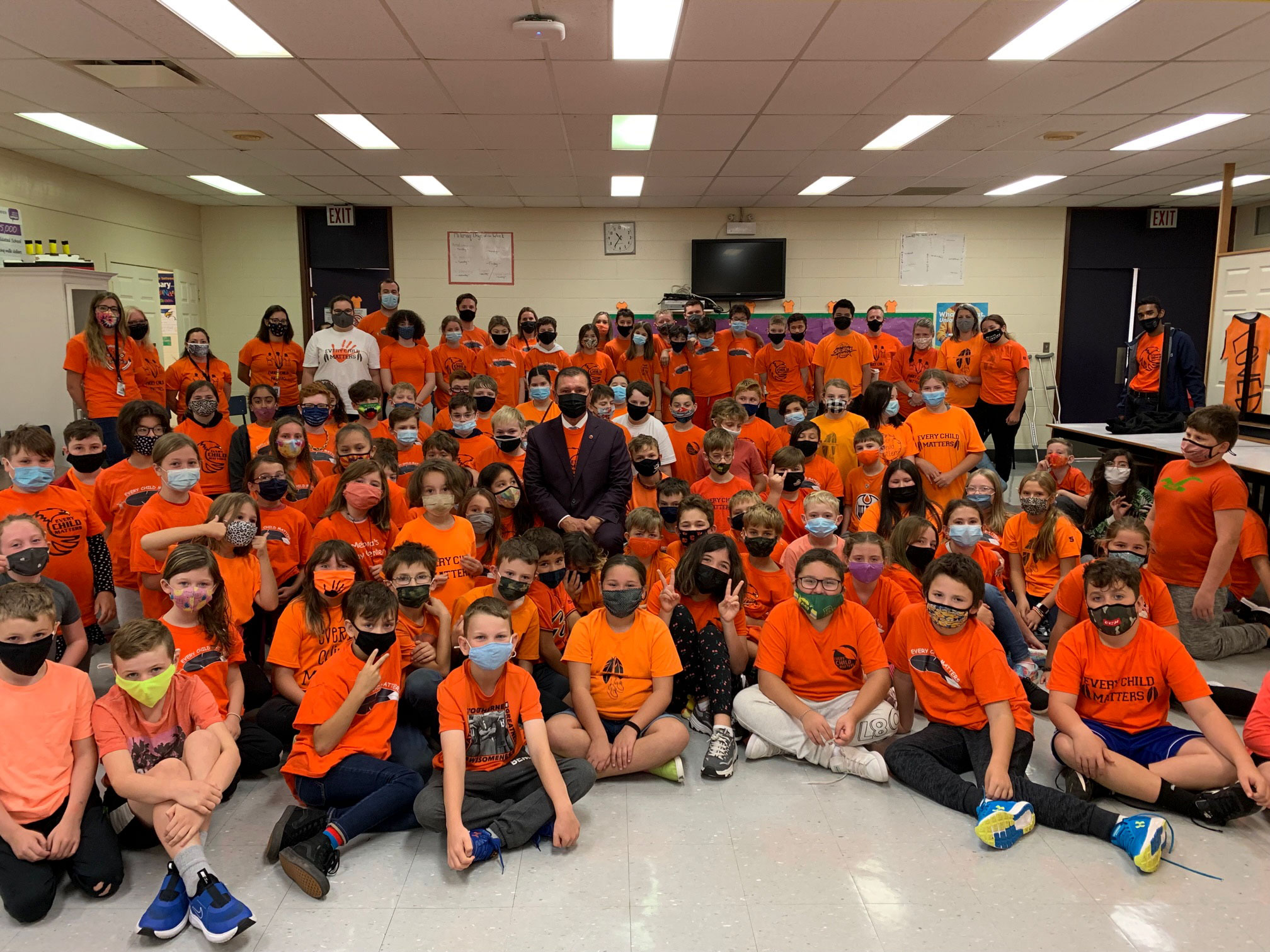 Wednesday, September 29, 2021 – Senator Brian Francis joins students in Grades 4 to 8 at Mount Stewart Consolidated School in Prince Edward Island to discuss the history and legacy of the residential school system, as well as the significance of the first ever National Day for Truth and Reconciliation.