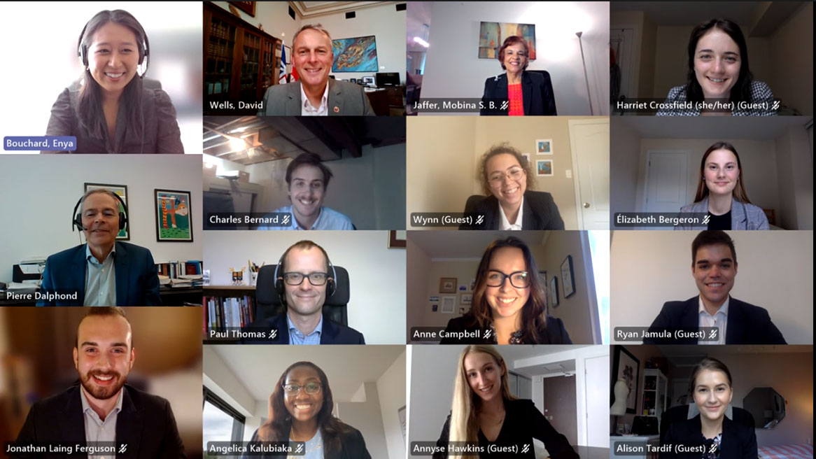 Friday, September 17, 2021 –Interns with the Parliamentary Internship Programme speak with senators Pierre Dalphond, Mobina Jaffer and David Wells during their virtual tour of the Senate of Canada to learn more about the institution and senators’ day-to-day work.