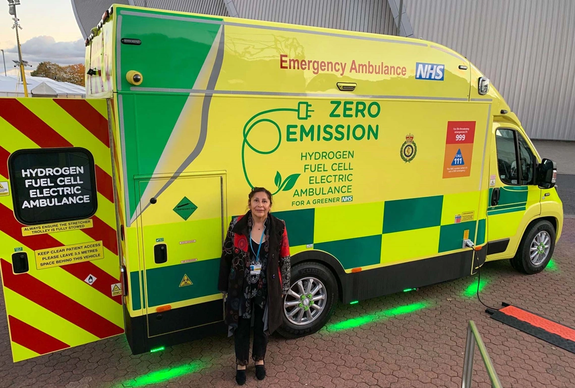 Thursday, November 4, 2021 – Senator Rosa Galvez stands in front of a hydrogen fuel cell electric ambulance from the United Kingdom’s National Health Service at the main venue of COP26 in Glasgow, Scotland. Senator Galvez discussed the role of the health-care sector in the fight against climate change with representatives of the Canadian Association of Physicians for the Environment.