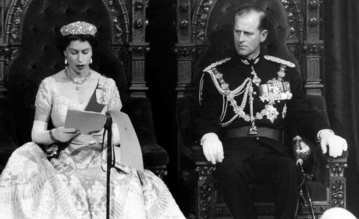 The Queen reads the Speech from the Throne in the Senate Chamber in 1957.