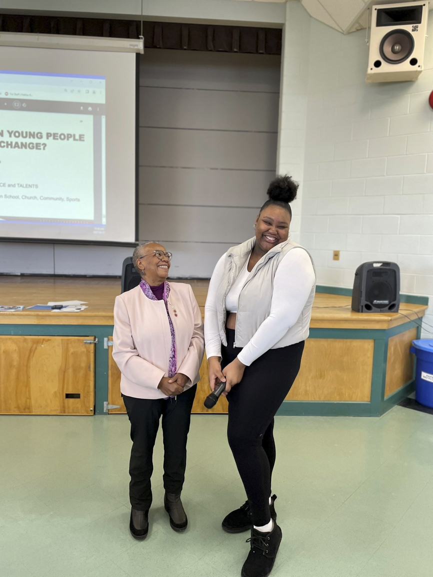 As part of SENgage, Senator Wanda Thomas Bernard, left, visits Auburn Drive High School in Cole Harbour, Nova Scotia, to talk about her role in the Senate. She also spoke about the legacy of Lincoln Alexander, Canada’s first Black MP, and the importance of anti-Black racism in society.