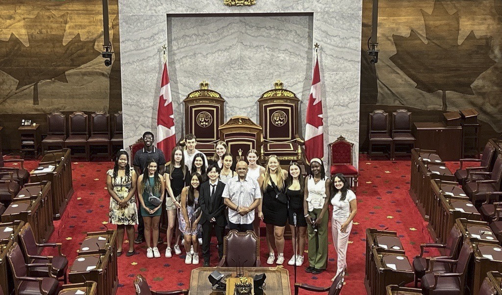 Saturday, July 20, 2024 – Senator Andrew Cardozo, centre, and students participating in the YMCA Summer Work Student Exchange Program; Senate of Canada Building, Ottawa, Ontario.