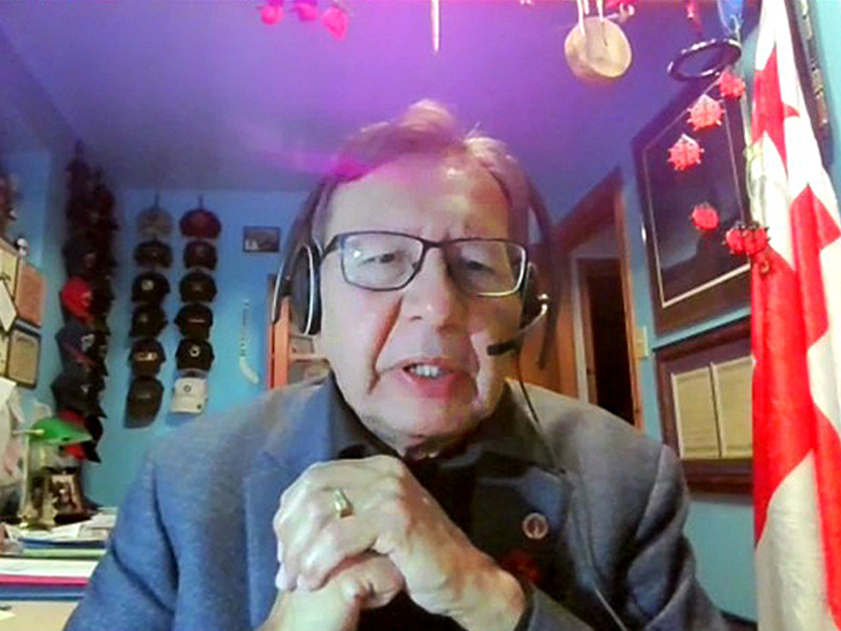 Tuesday, November 1, 2022 – Senator Dan Christmas meets with undergraduate students enrolled in a class on Canadian government at Queen’s University. During the virtual event organized by SENgage, Senator Christmas discussed the important role the Senate plays in strengthening reconciliation with Indigenous peoples.