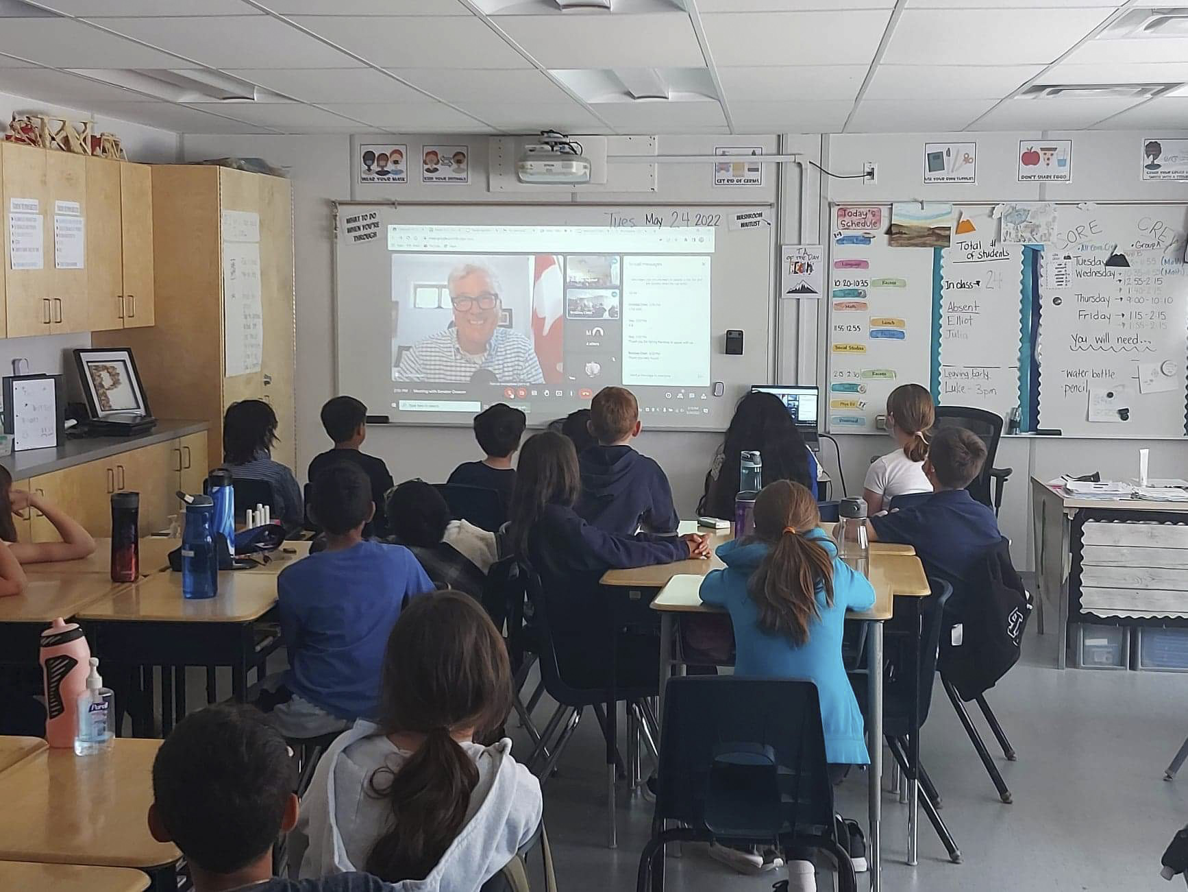 Tuesday, May 24, 2022 – Senator Colin Deacon meets virtually with Grade 5 classes at St. Brendan Catholic School in Stouffville, Ontario. He spoke about the Senate and the role of senators, and also facilitated a debate on Bill S-201, which proposes to change the federal voting age in Canada.