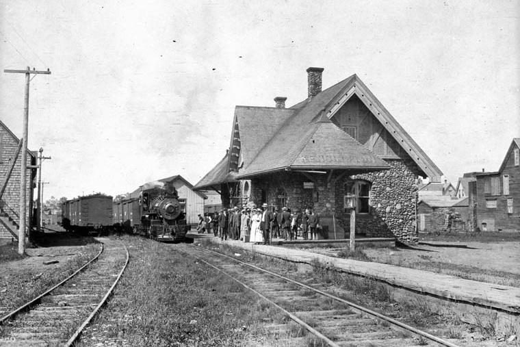 A train on the Prince Edward Island Railway pulls into Kensington Station in this early 20th-century photo.
