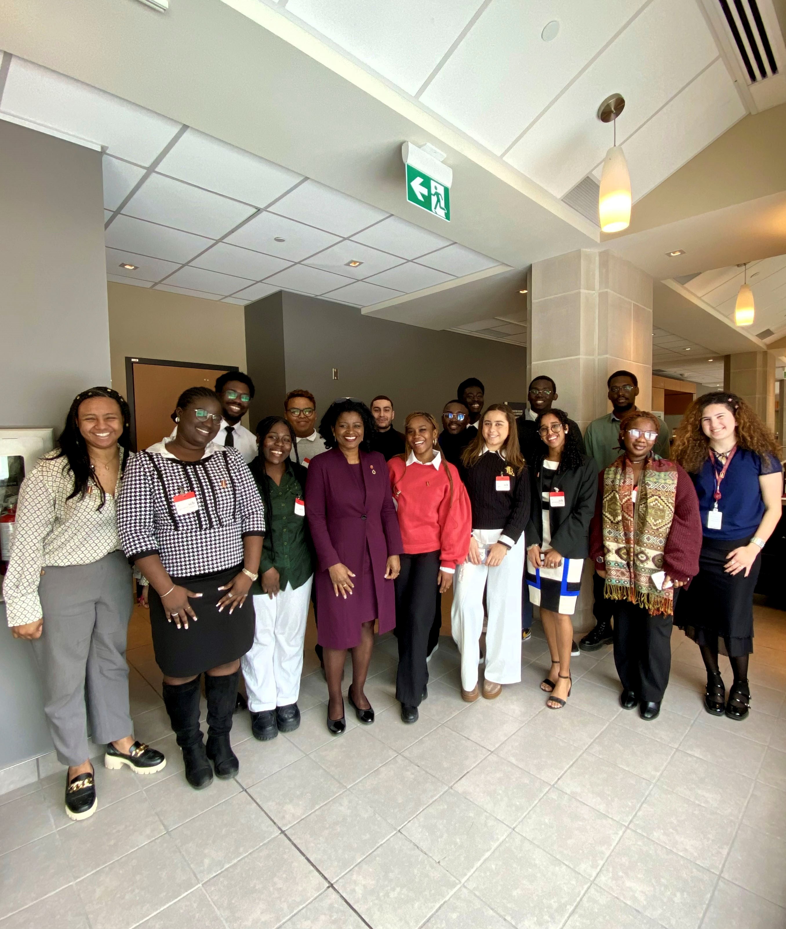 Wednesday, February 7, 2024 – Senator Amina Gerba, front row; fourth from left; tour of the Senate and discussion of her journey to the Senate with members of International House from the University of Ottawa, coordinated by SENgage; Wellington Committee Rooms, Ottawa, Ontario.